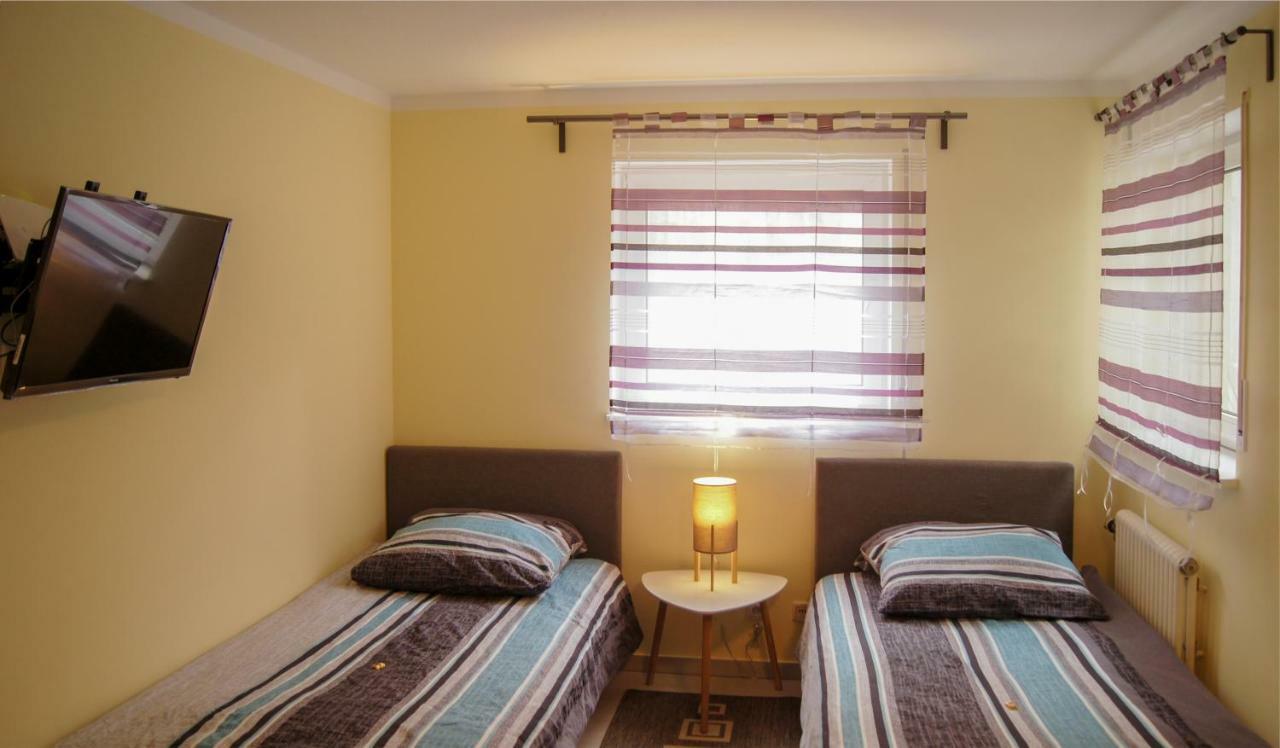 Apartment Citystyle Wifi /parking Free