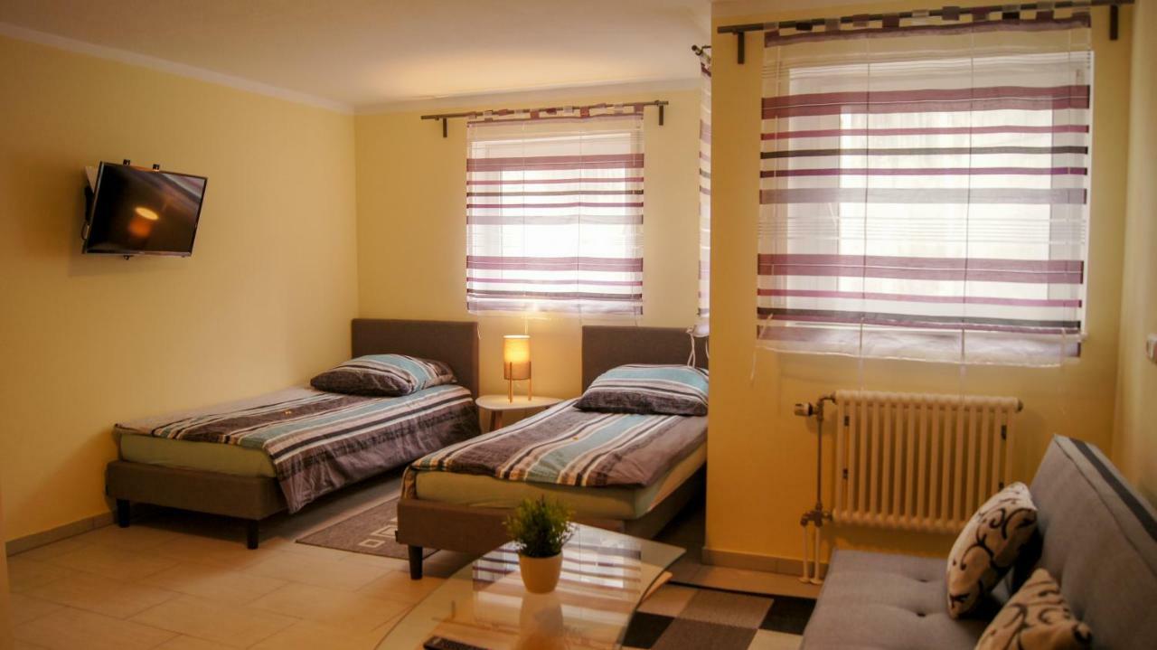 Citystyle Wifi /parking Free Apartment *